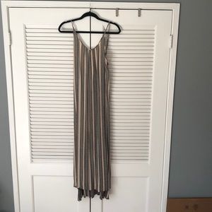 Flynn Skye Maxi Dress - cream and black